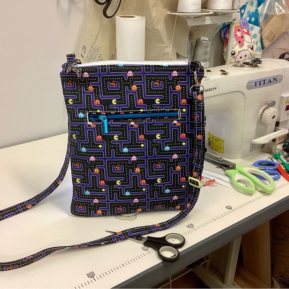 Retro Arcade Game Print Bag - Picture 2 of 3